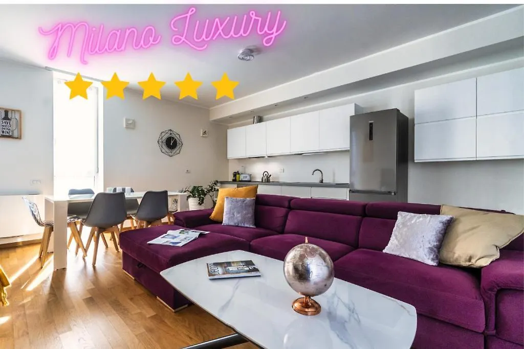 5 Min Walk From Subway Elegant & Modern contacts